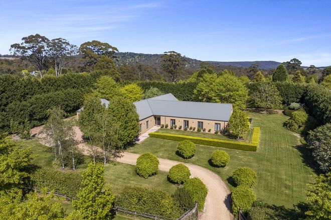 Picture of 11 Marchmont Drive, MITTAGONG NSW 2575