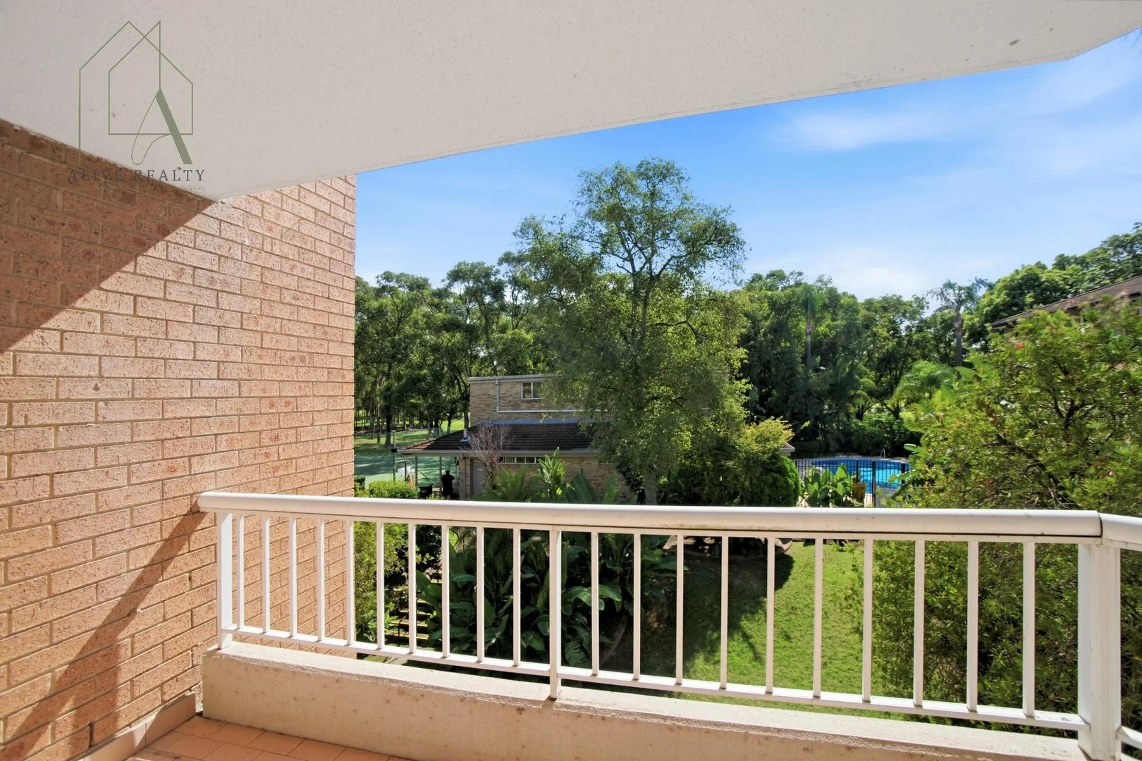 6/2 Mead Drive, Chipping Norton NSW 2170