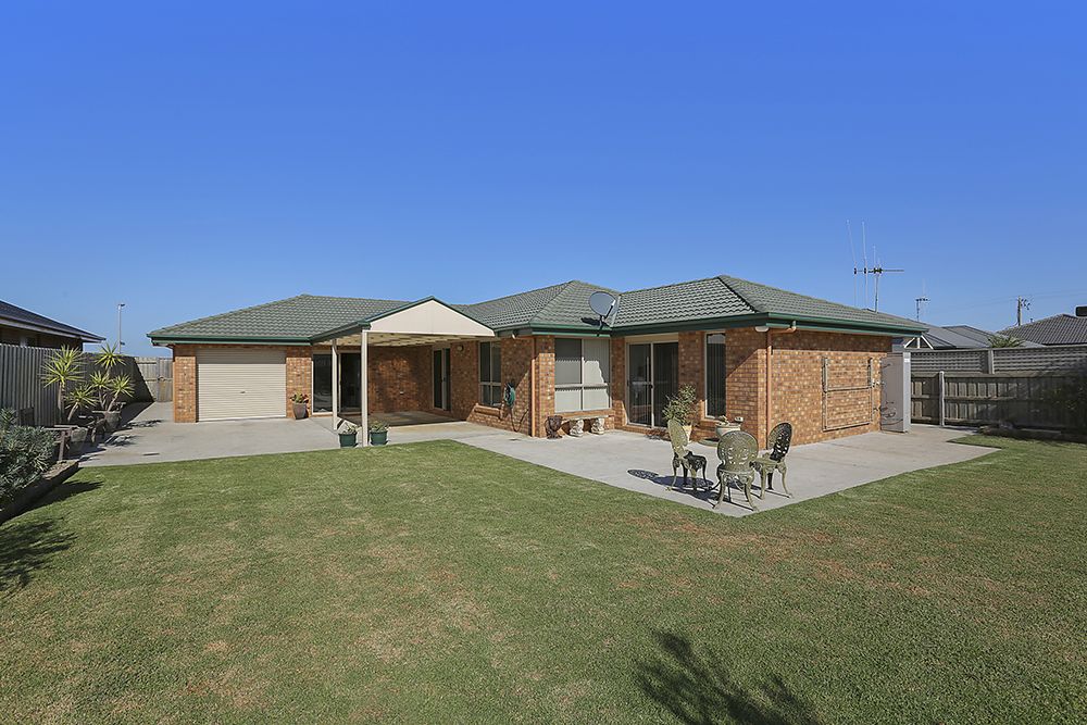 38 Darwinia Street, Dennington VIC 3280, Image 2