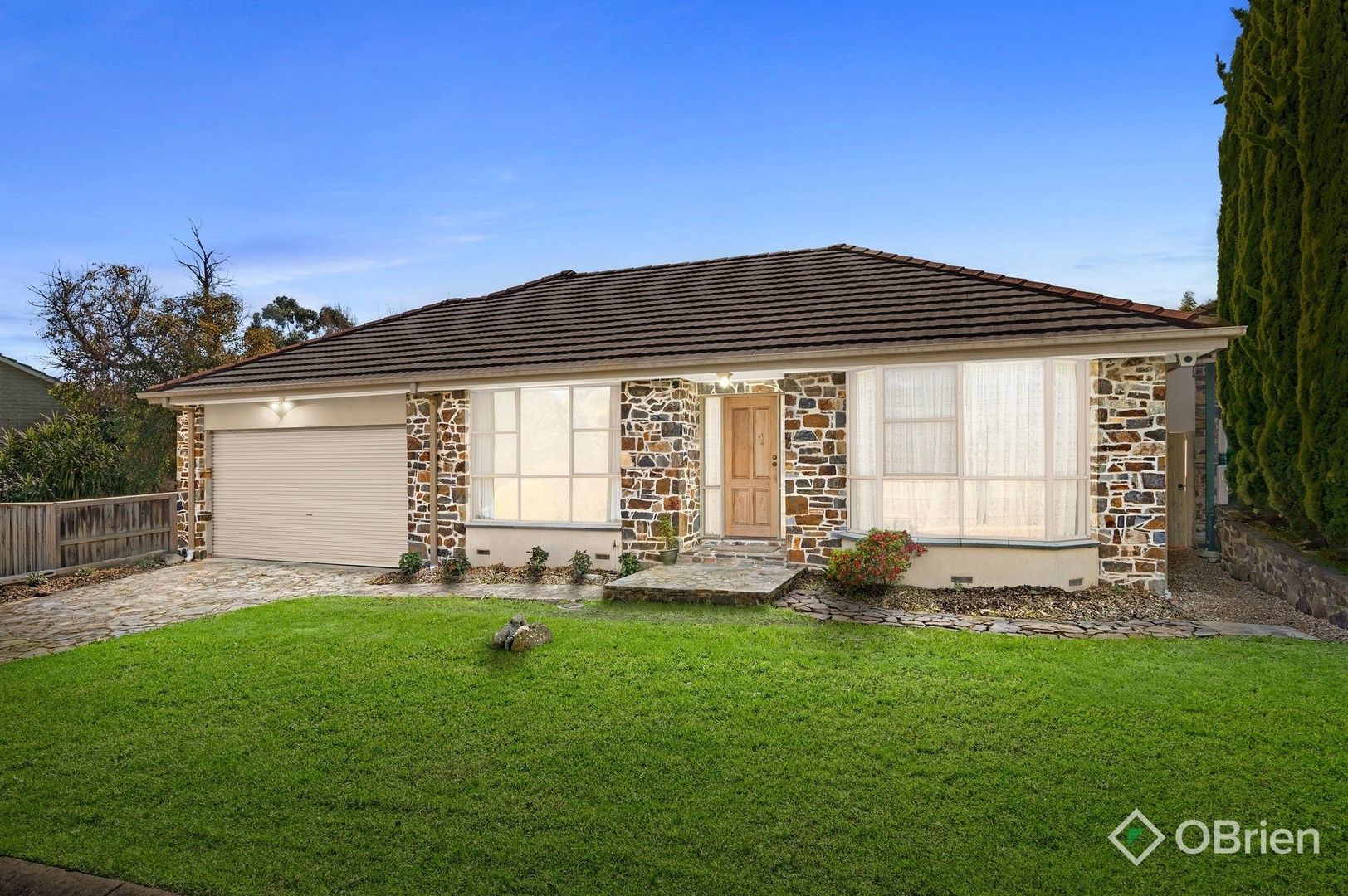 1 Warwick Place, Croydon North VIC 3136, Image 0