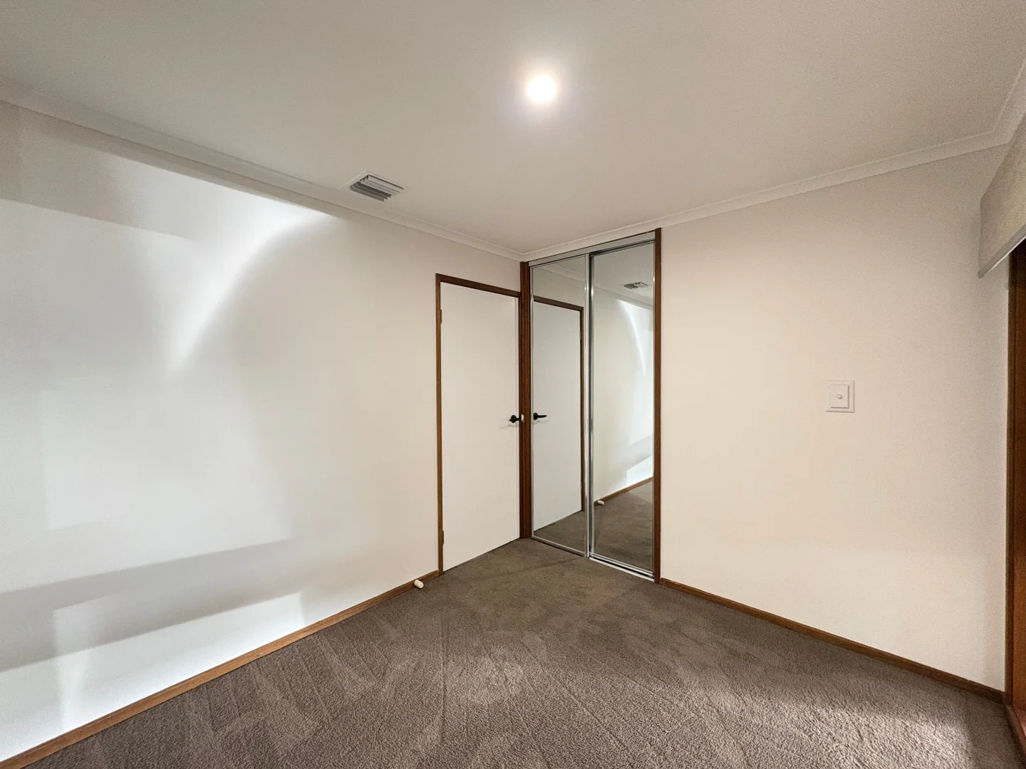 Additional image 11 of 384 Melrose Drive, Tullamarine VIC 3043