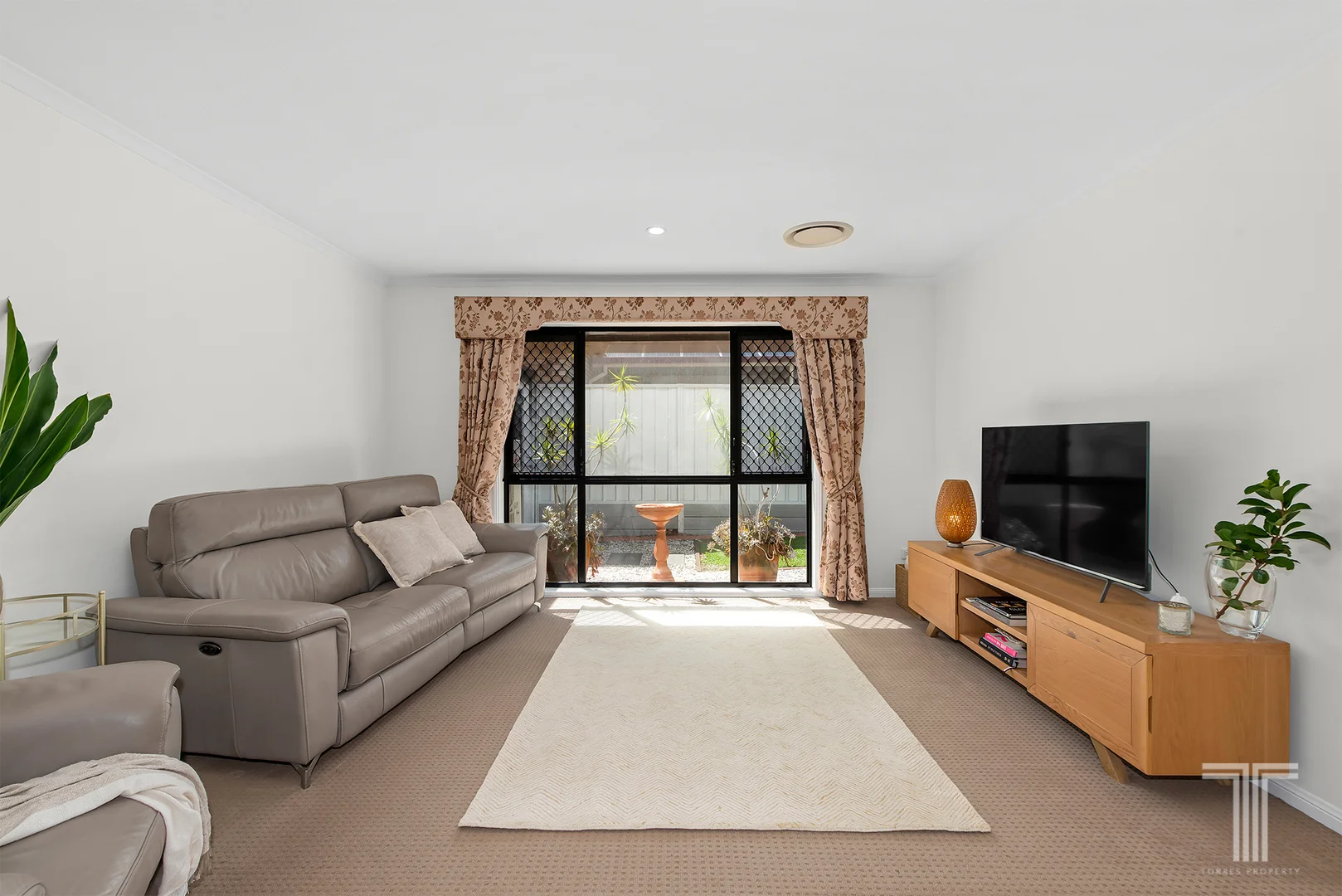 Additional image 7 of 6 Coventry Cct, Carindale QLD 4152