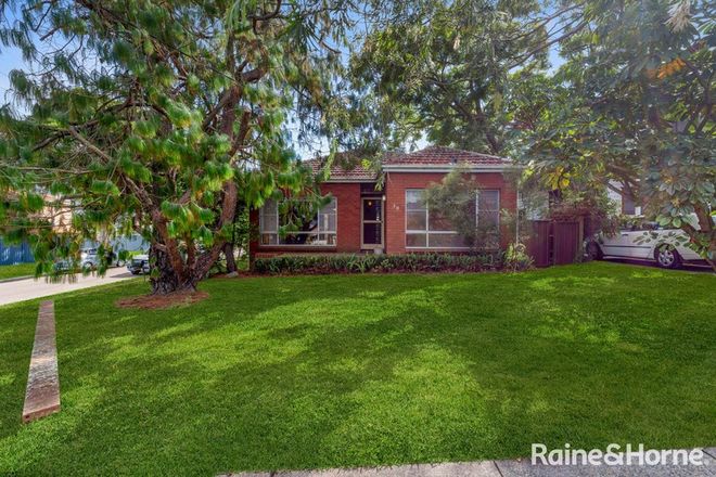 Picture of 30 Martin Street, ROSELANDS NSW 2196