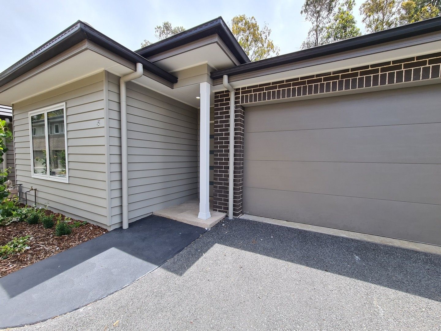3 bedrooms Villa in 5/33-35 Kirkham Street MOSS VALE NSW, 2577
