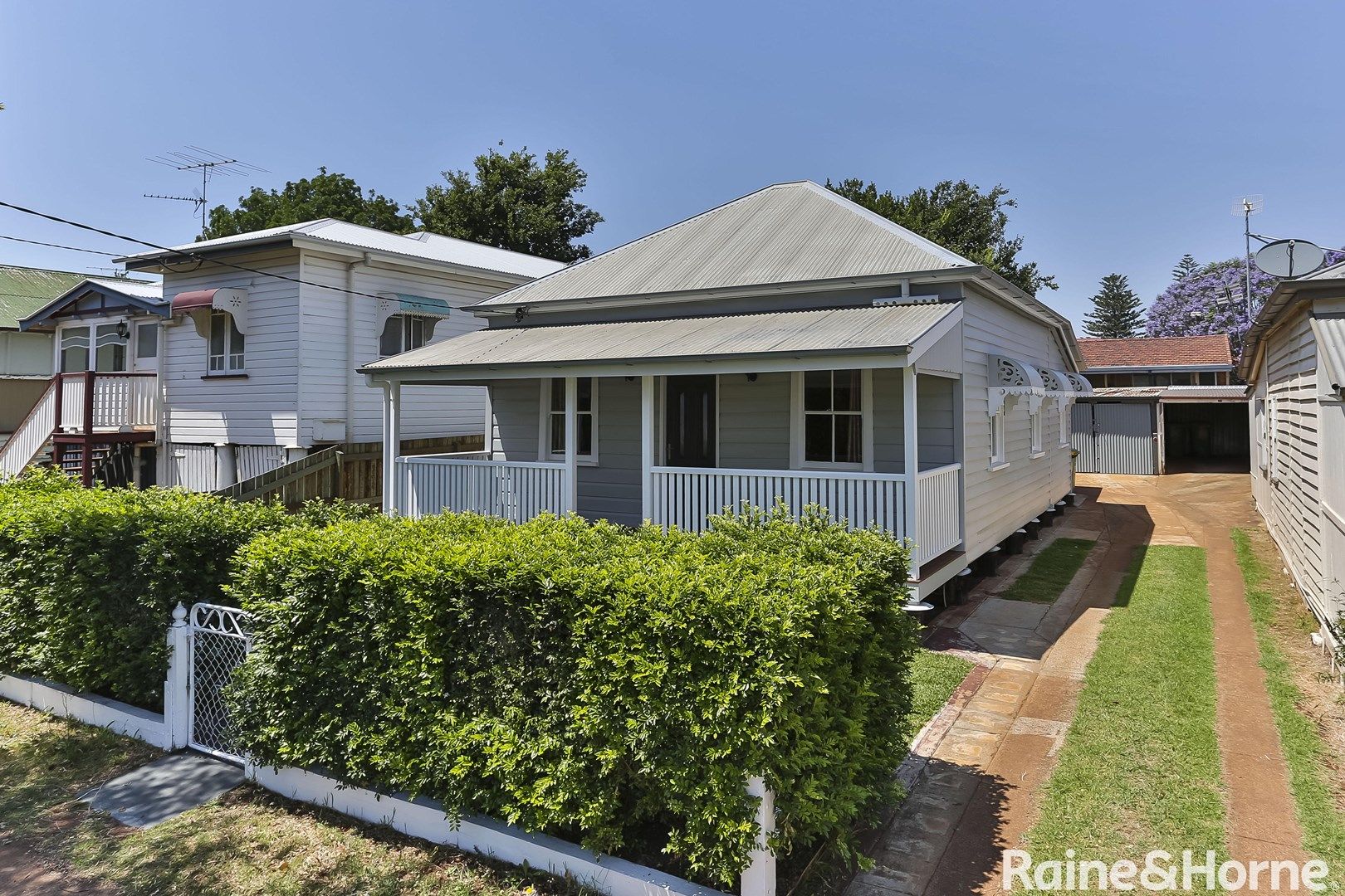 3 bedrooms House in 12 Garget Street EAST TOOWOOMBA QLD, 4350