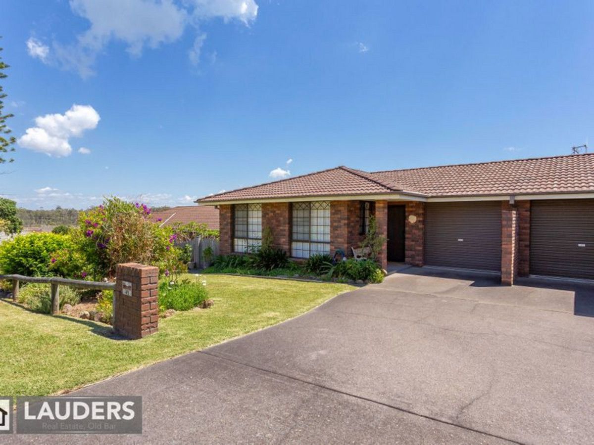 3 bedrooms Apartment / Unit / Flat in 1/2 Kestrel Avenue OLD BAR NSW, 2430