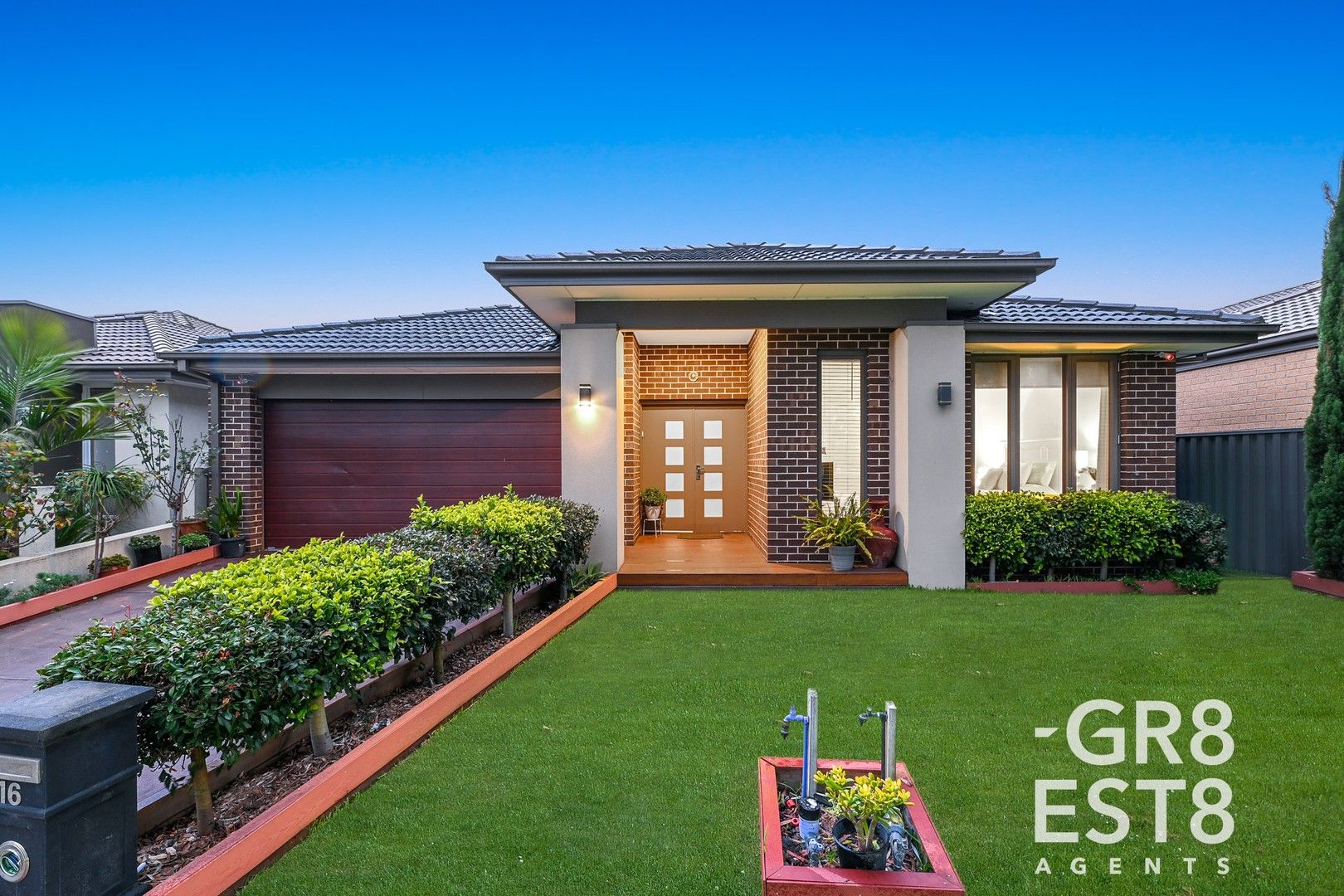 16 Asteria Crescent, Cranbourne West VIC 3977, Image 0