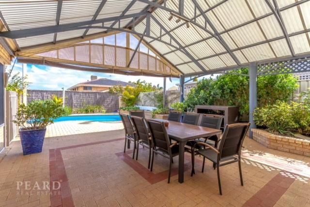 17 Clifton Gardens, Kallaroo WA 6025, Image 2