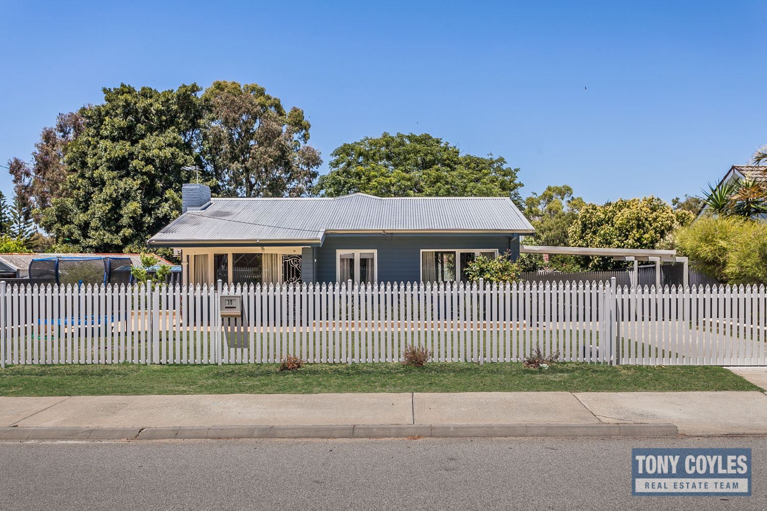 35 Hartley Street, Coolbellup WA 6163, Image 2