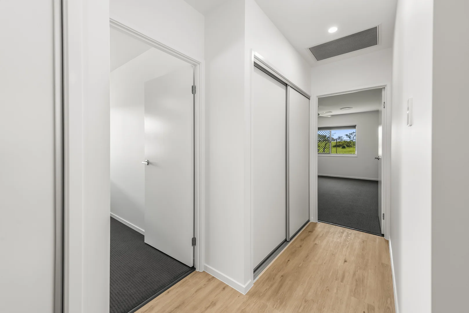 Additional image 16 of 48 Golf View Drive, Coral Cove QLD 4670