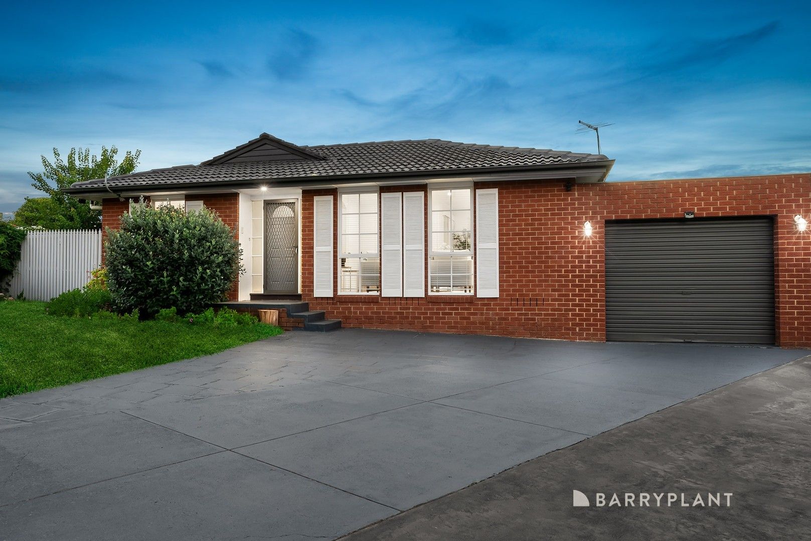 2 Dean Court, Wantirna VIC 3152, Image 0