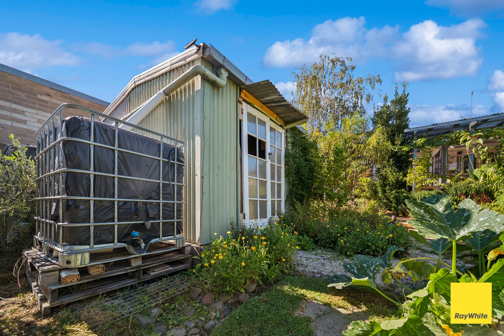 Additional image 14 of 6 Weatherall Street, California Gully VIC 3556