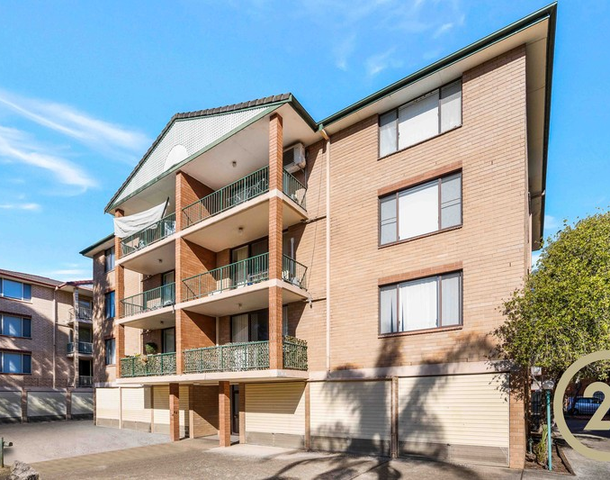26/4 Riverpark Drive, Liverpool NSW 2170