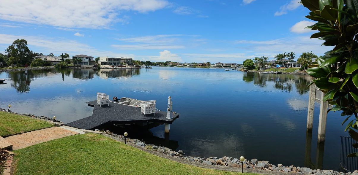 Helensvale QLD 4212 4 beds house for Sale, Offers close Thursday 4th