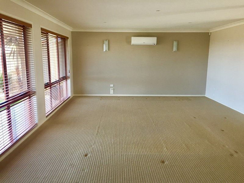 30 Panbula Place, Flinders NSW 2529, Image 2