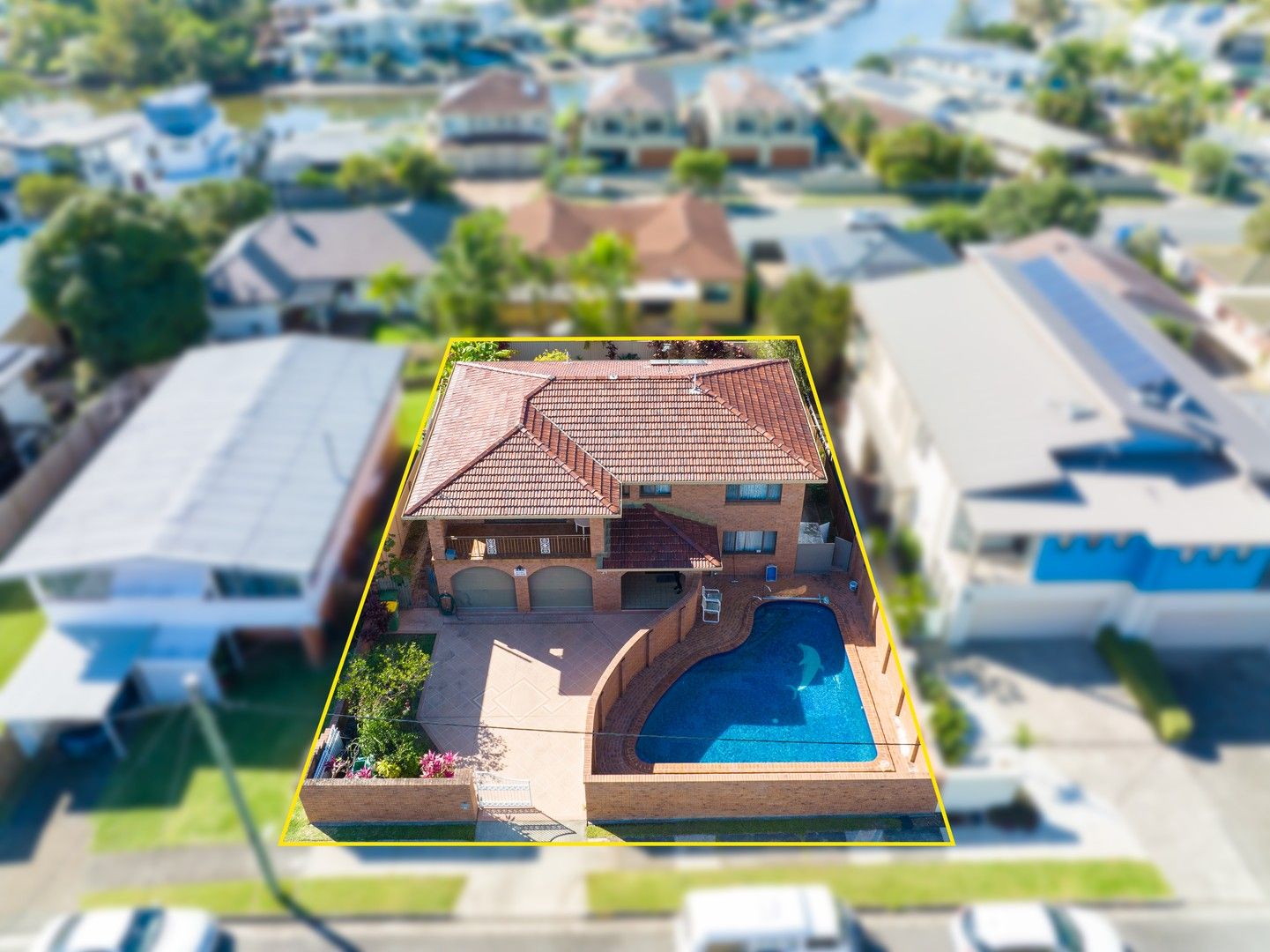 21 Waratah Avenue, Biggera Waters QLD 4216, Image 0