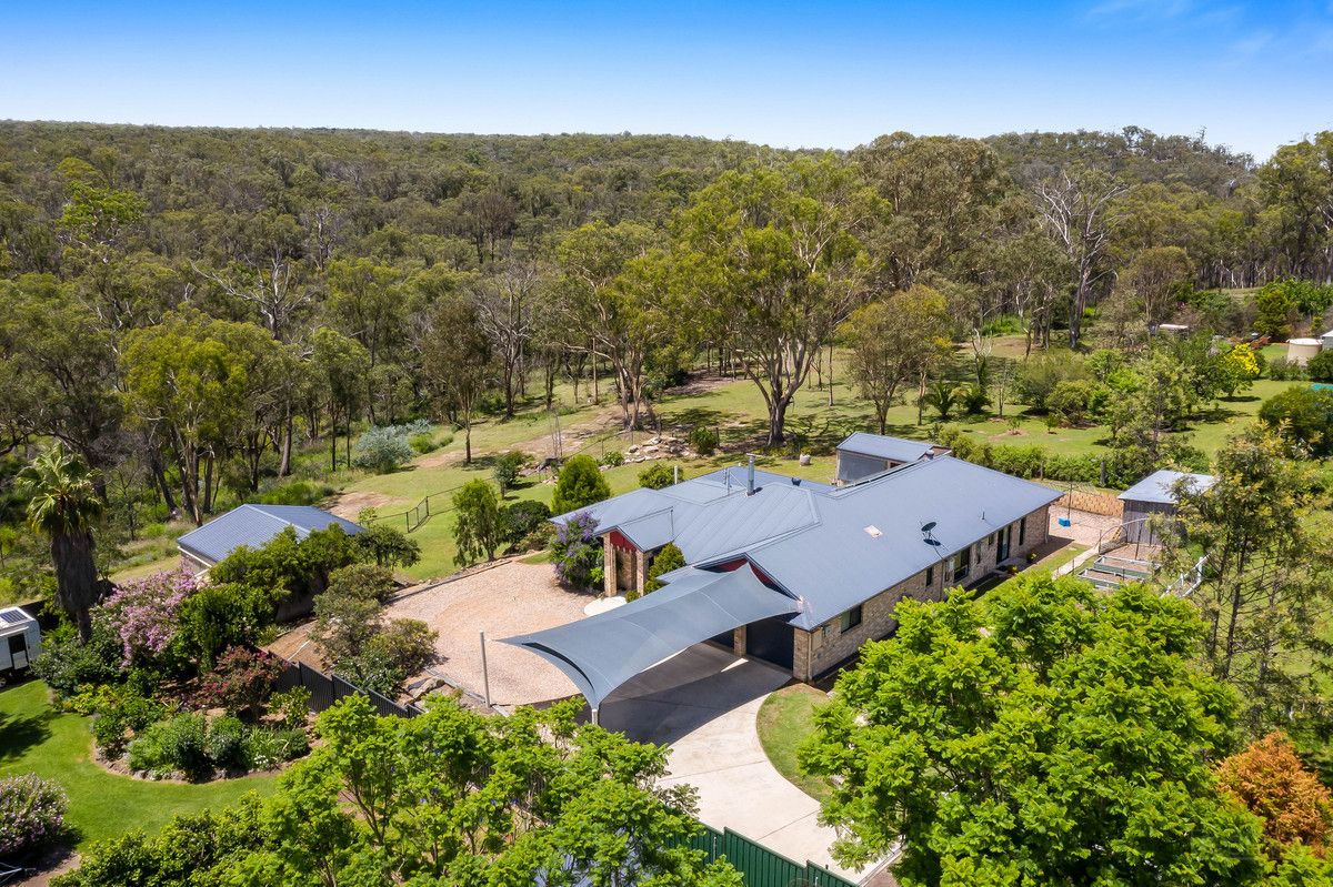 12a Albert Street, Crows Nest QLD 4355 Domain