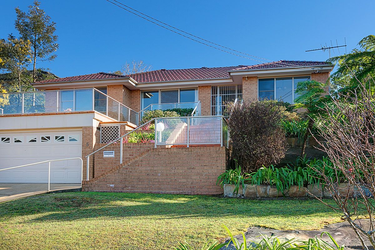 5 Morotai Cres, Castlecrag NSW 2068, Image 0