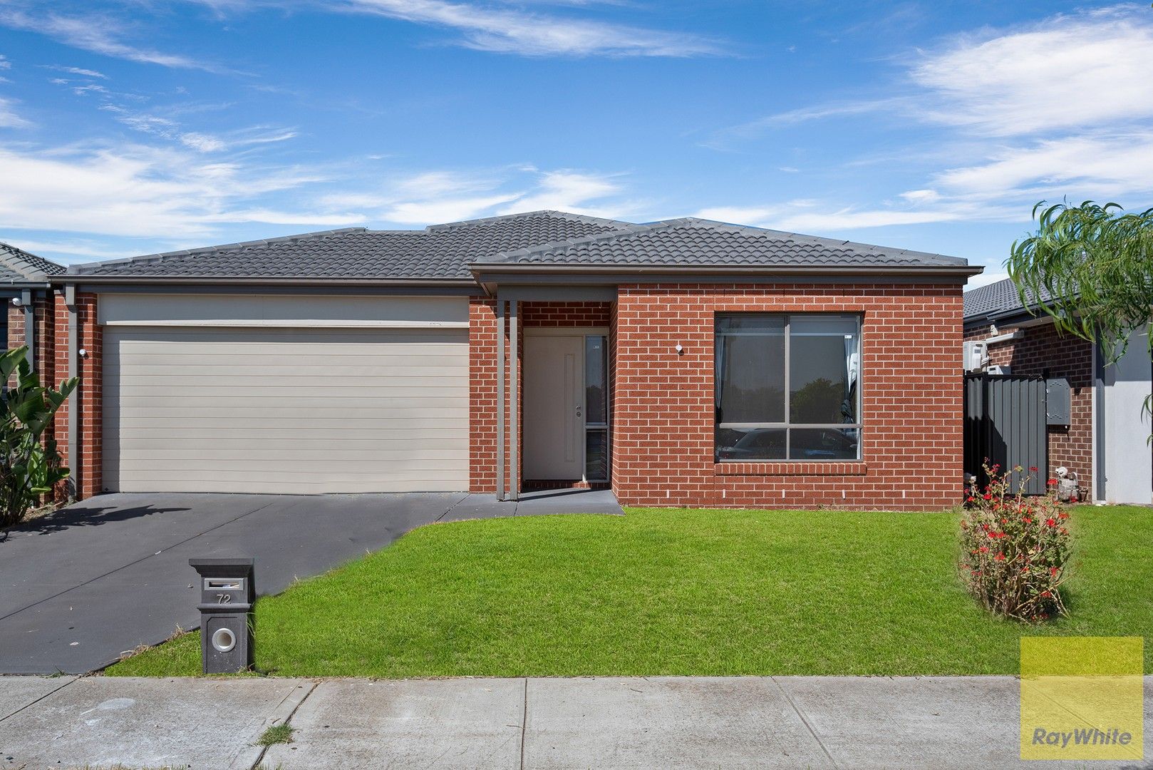 4 bedrooms House in 72 Victor King Drive POINT COOK VIC, 3030