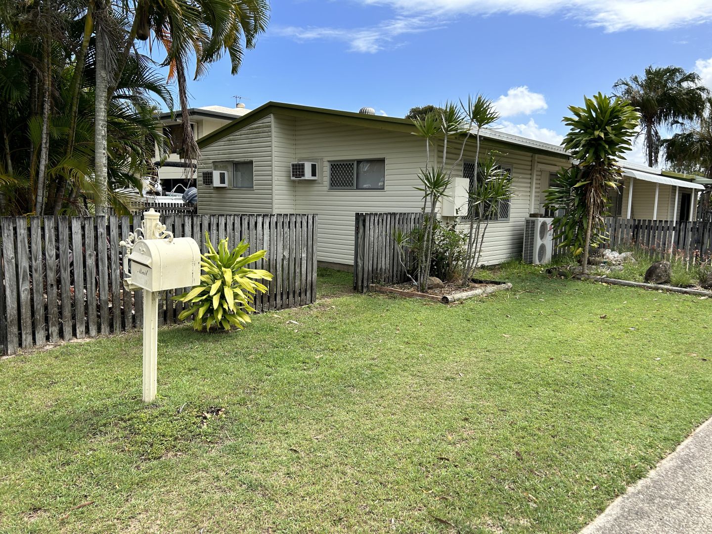 49 TROPICAL AVENUE, Andergrove QLD 4740, Image 2