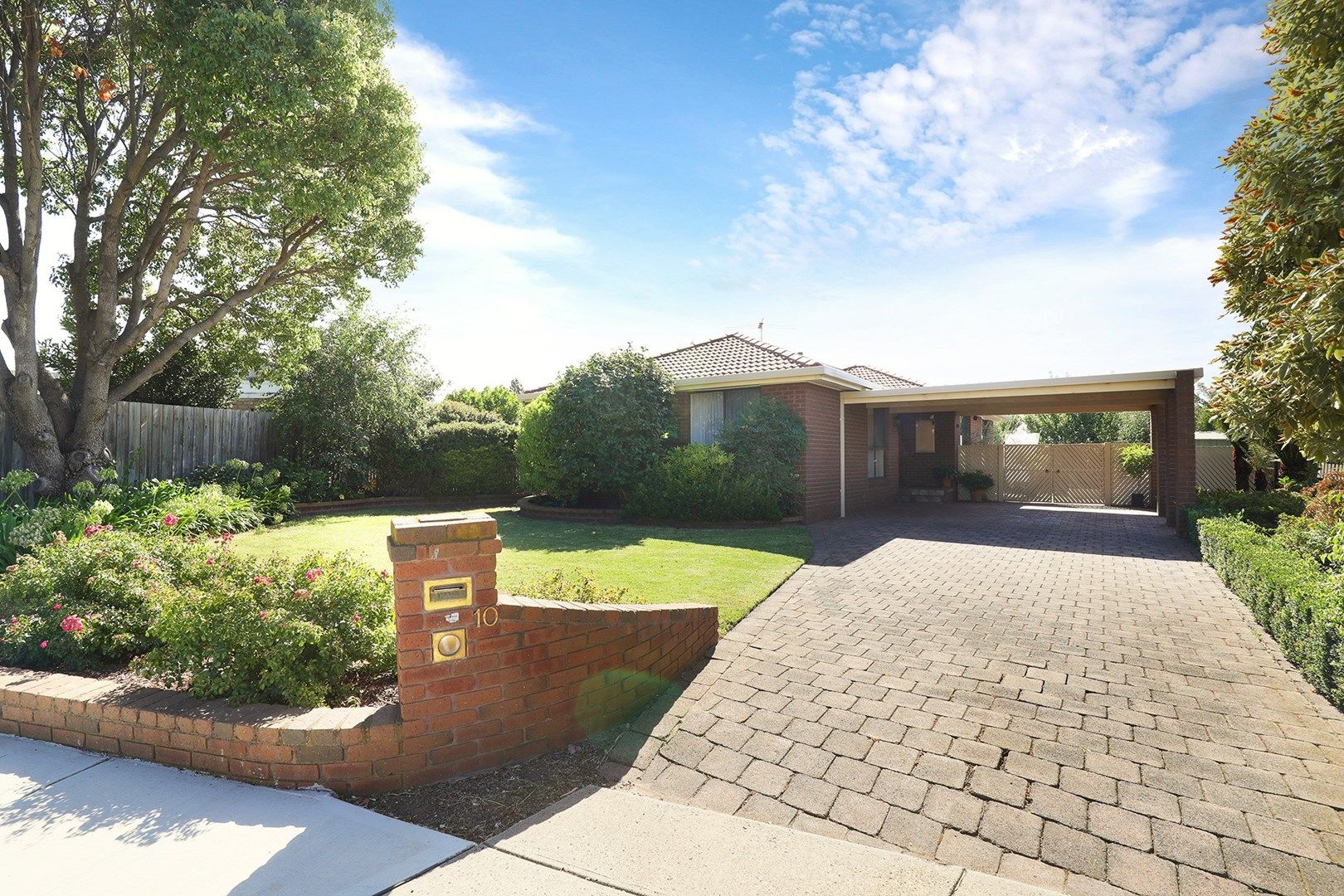 10 Santos Court, Keilor Downs VIC 3038, Image 0