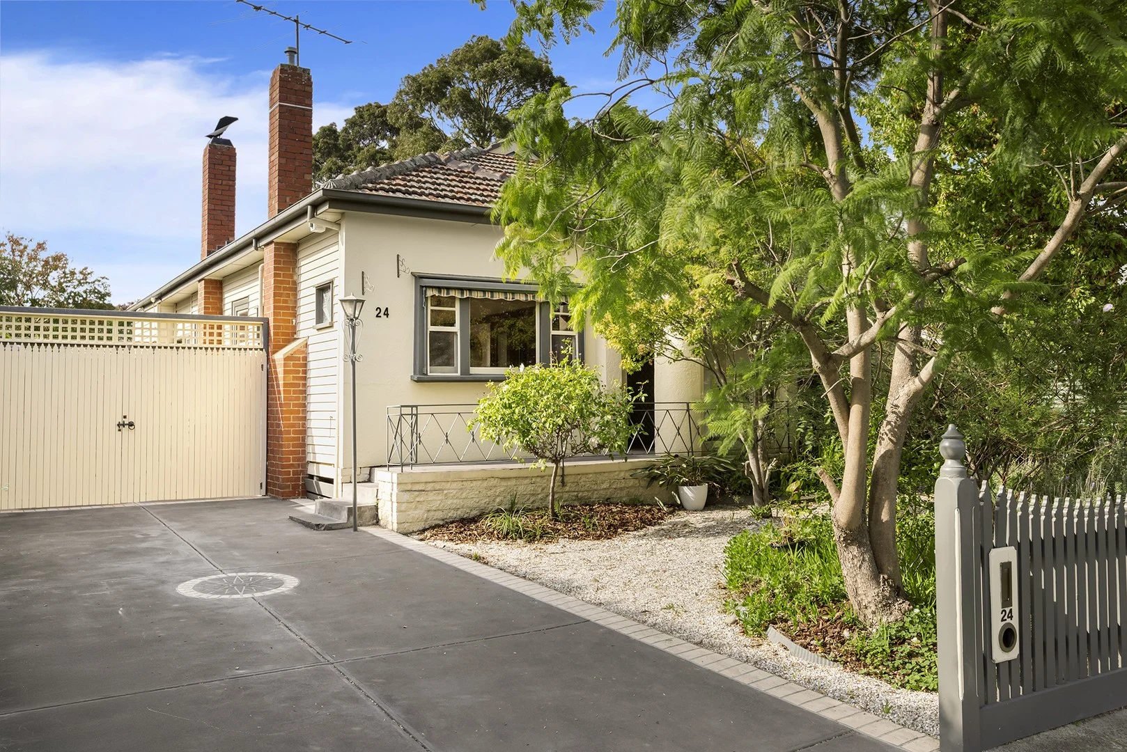 Primary image of 24 Highview Road, Preston VIC 3072