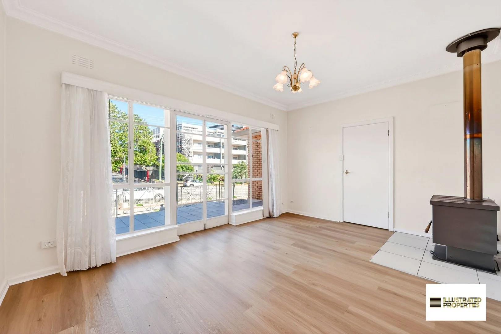 8 Atkinson St, Queanbeyan NSW 2620