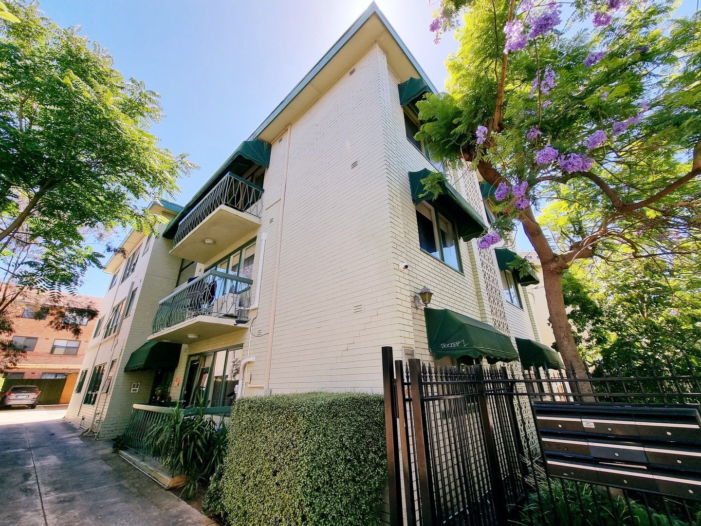 2 bedrooms Apartment / Unit / Flat in 9/128 Inkerman Street ST KILDA VIC, 3182