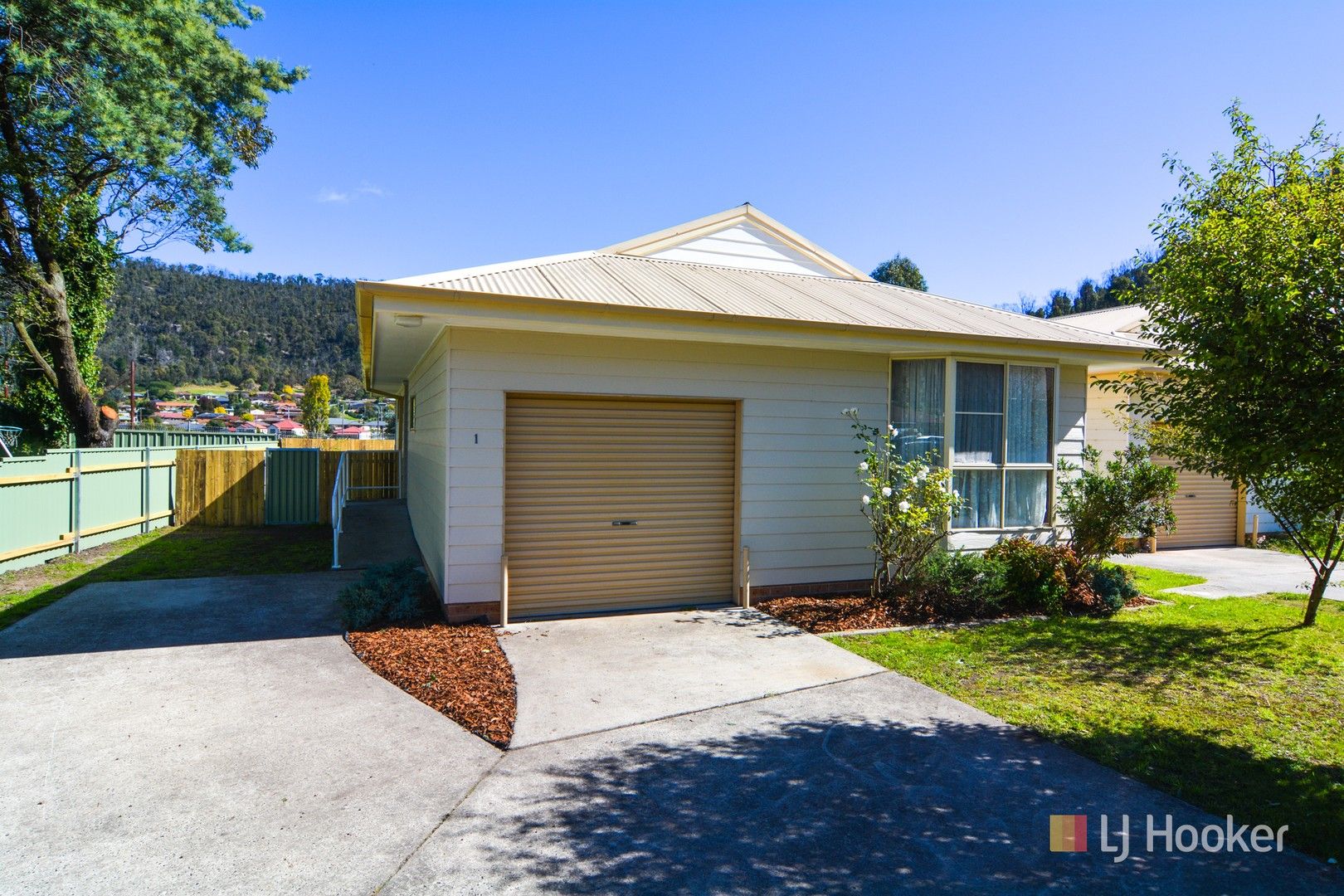 1/11 Beynon Street, Lithgow NSW 2790 Villa For Rent Domain