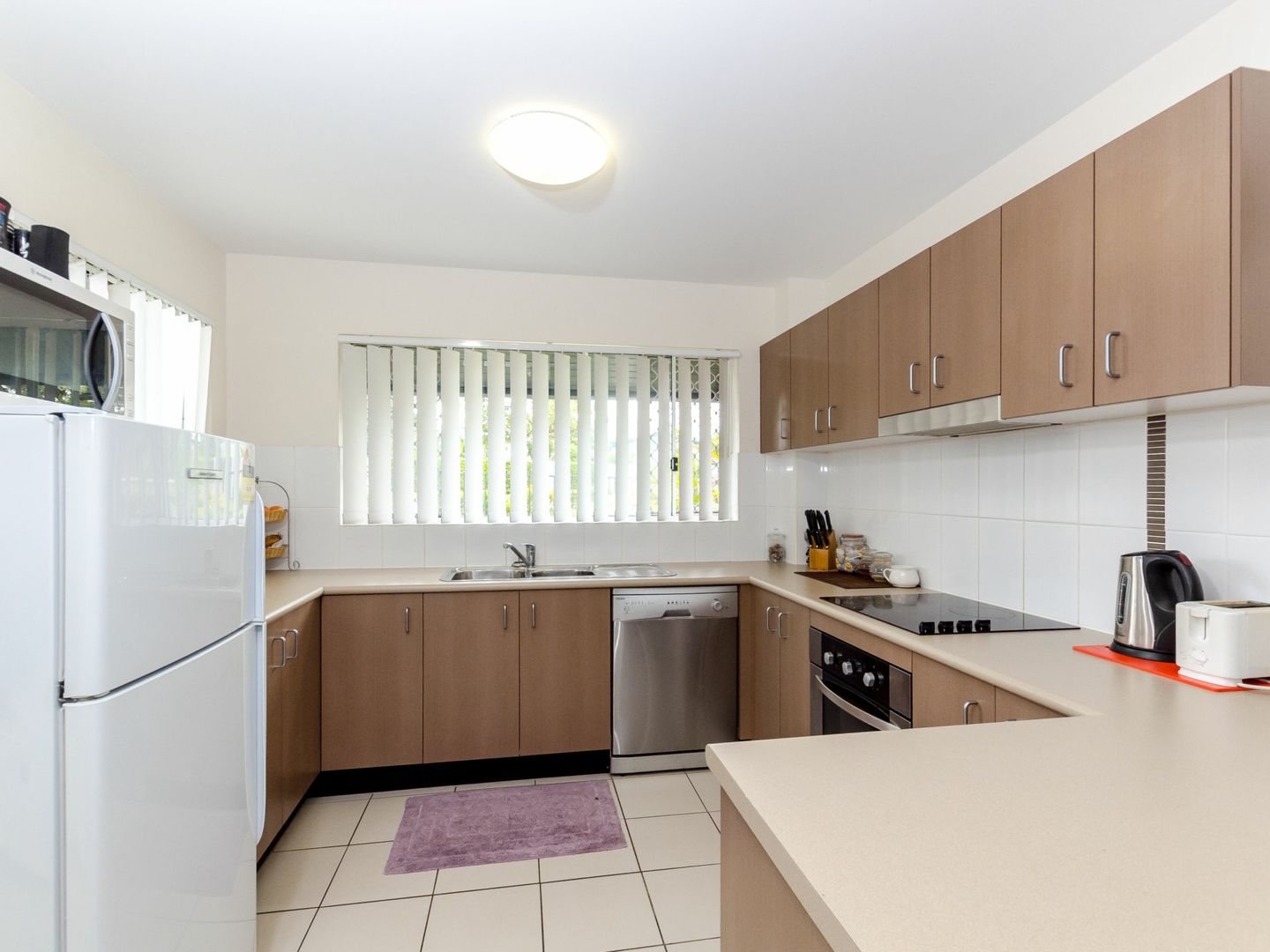 1/47-53 Barney Street, Barney Point QLD 4680, Image 2