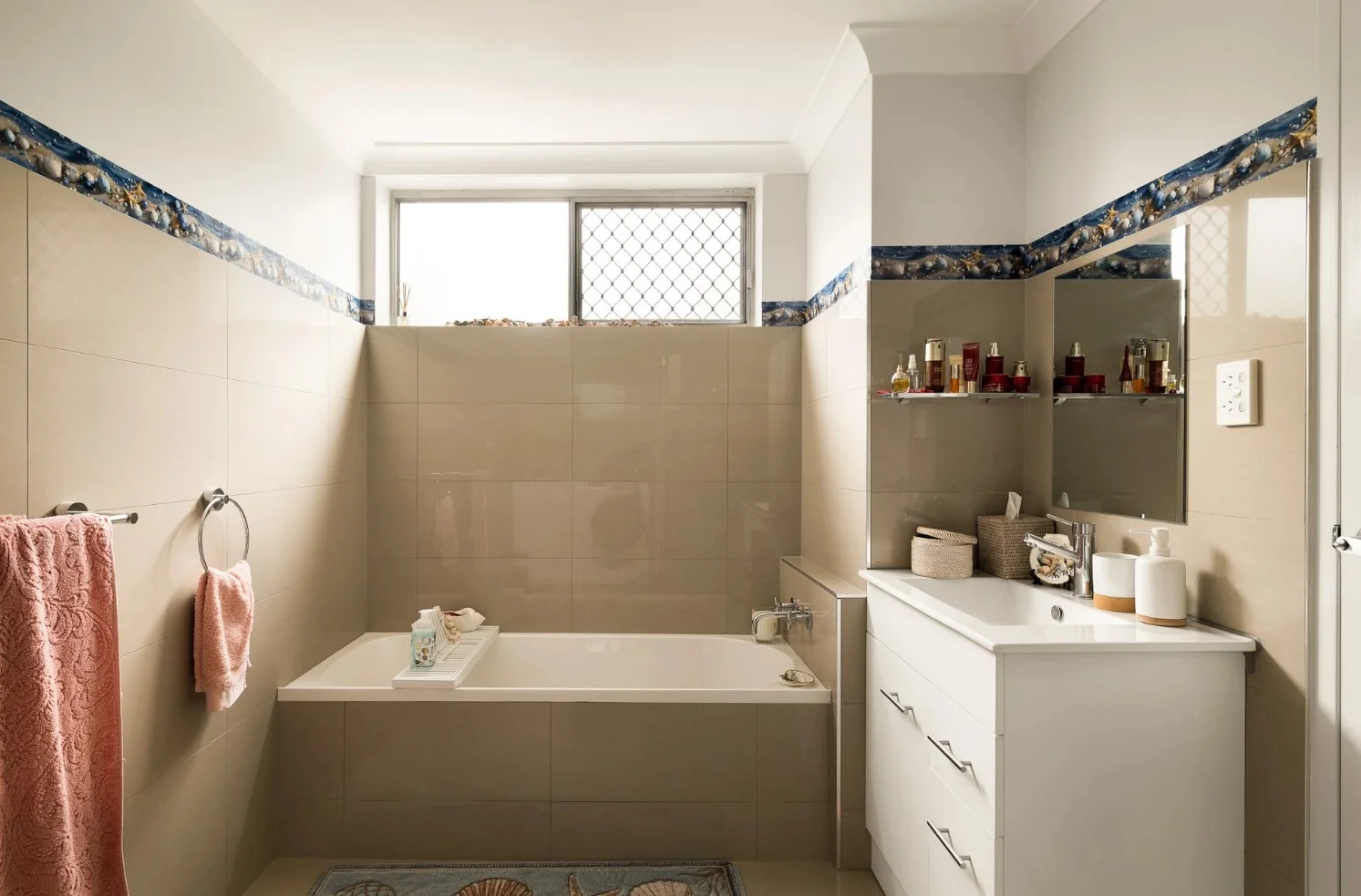 Additional image 11 of 2/43 Forbes St, Hawthorne QLD 4171