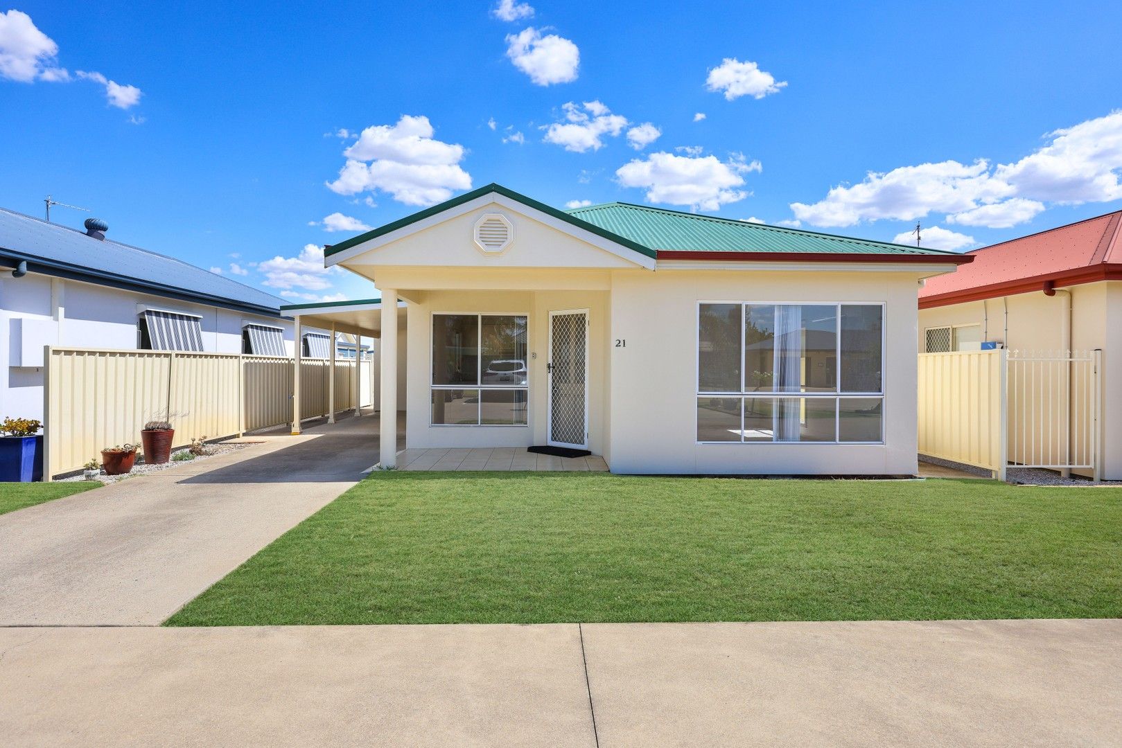 2 bedrooms House in 21/19 Power Street WEST TAMWORTH NSW, 2340