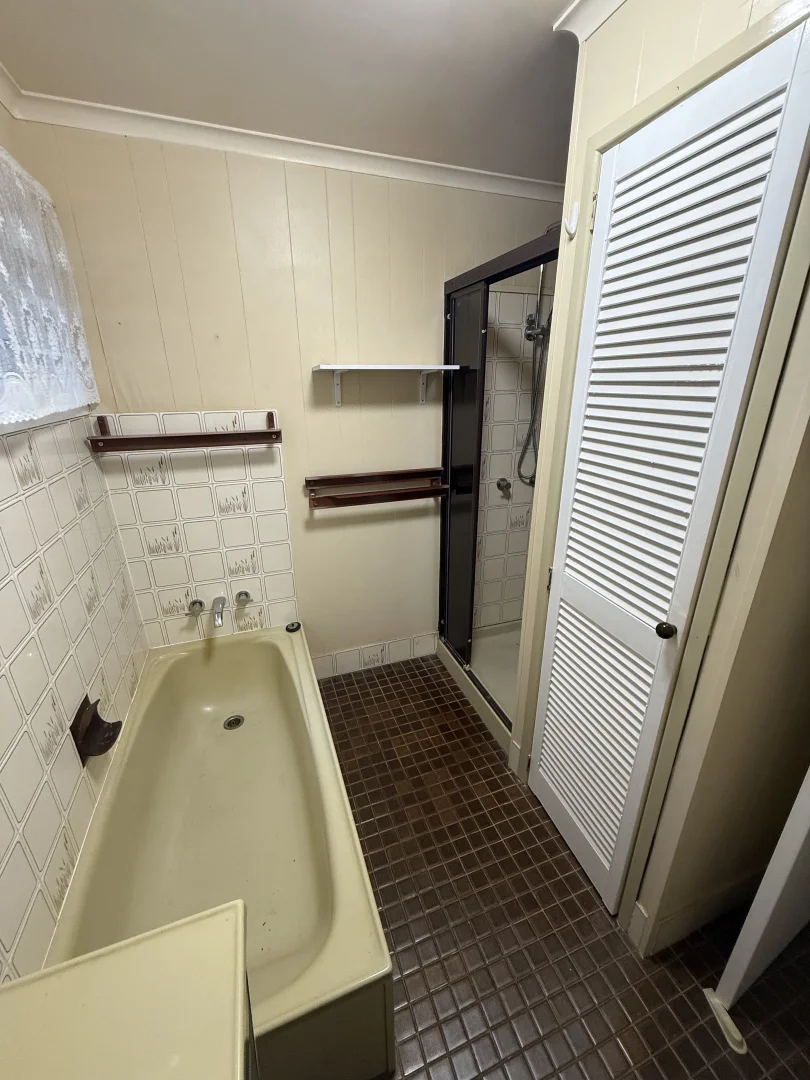 Additional image 16 of 9 Barellan Parade, Qunaba QLD 4670