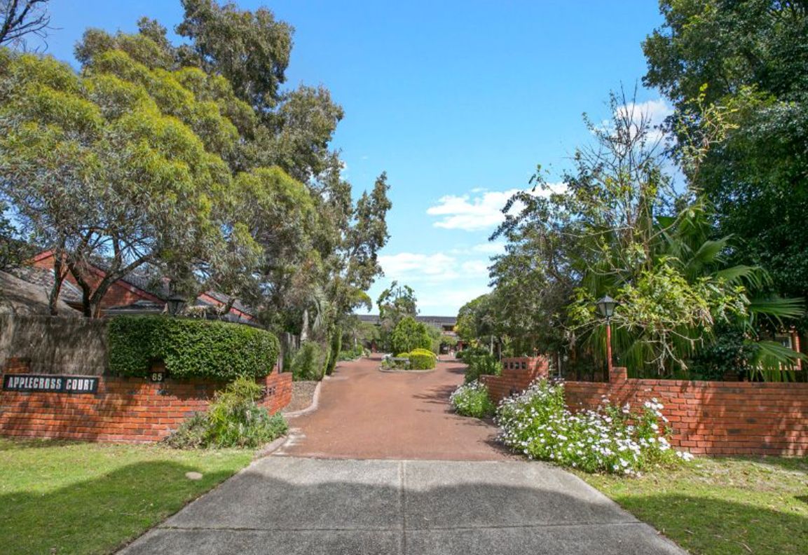 3 bedrooms Apartment / Unit / Flat in 11/65 Macleod Road APPLECROSS WA, 6153