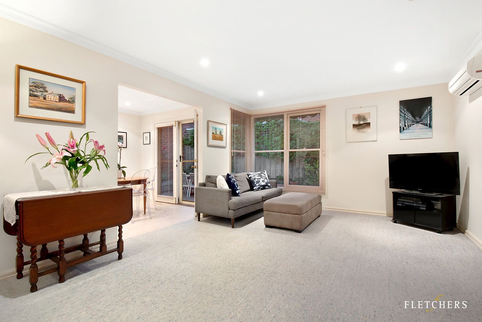 2/21 Invermay Grove, Rosanna VIC 3084, Image 2