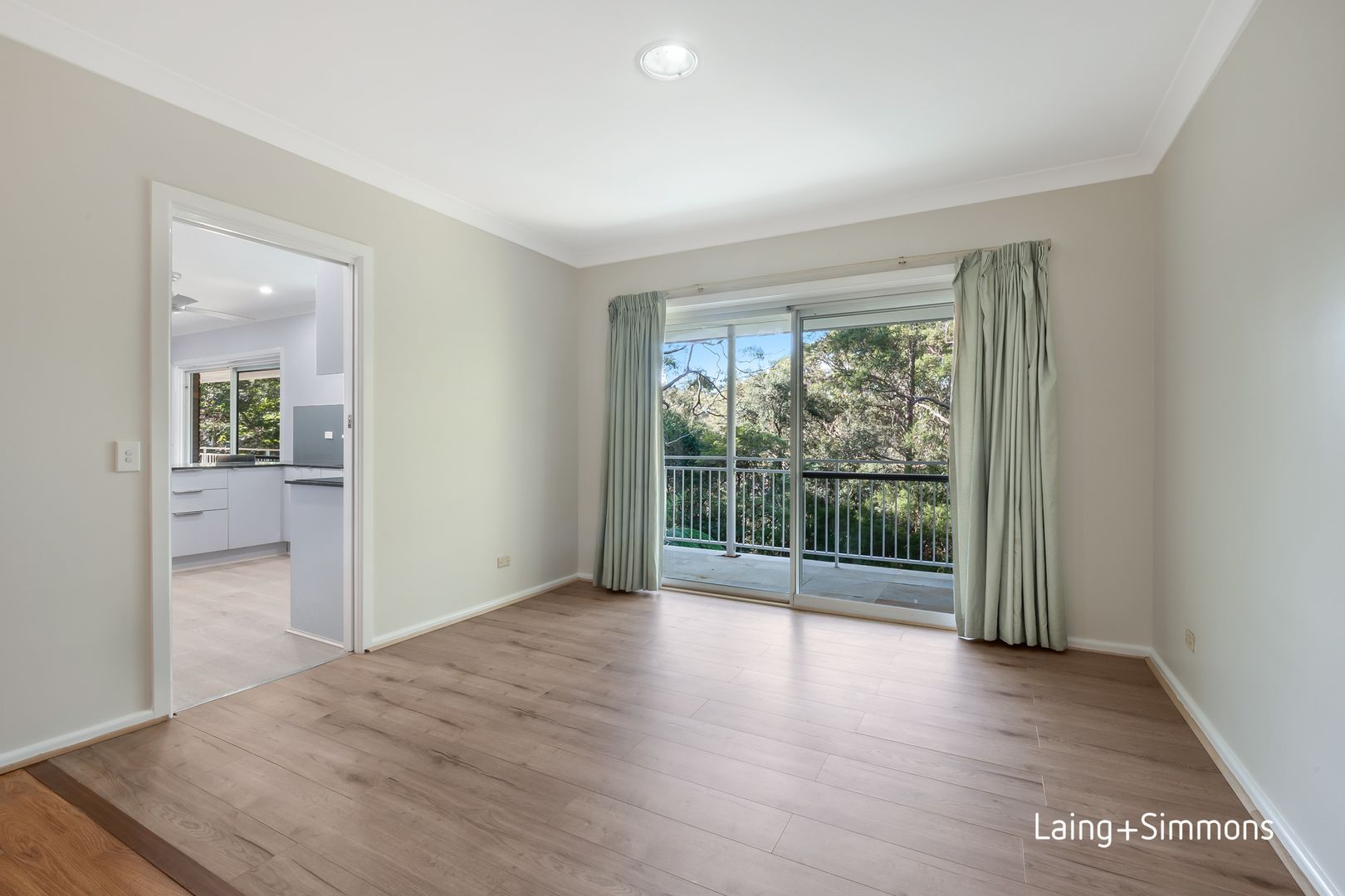 54 Greenhaven Drive, Pennant Hills NSW 2120, Image 2