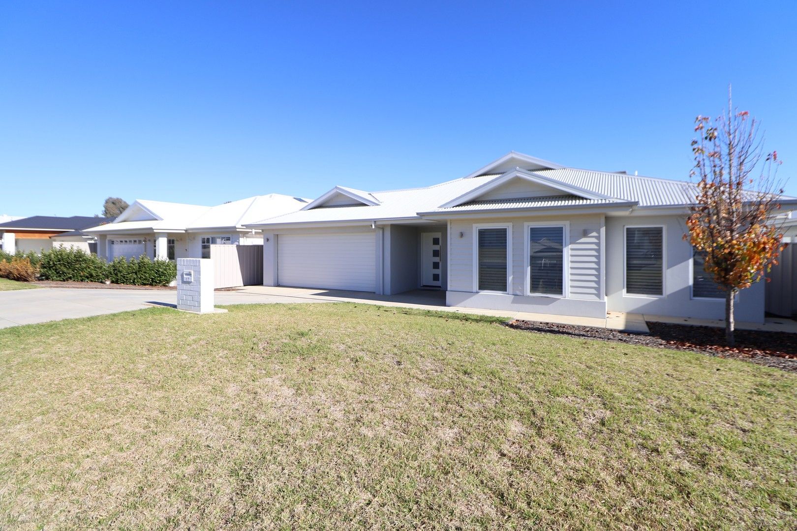 17 Dallas Avenue, Gobbagombalin NSW 2650, Image 0