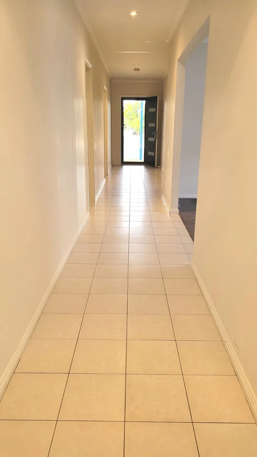 Additional image 3 of 29 Hindmarsh Drive, Manor Lakes VIC 3024