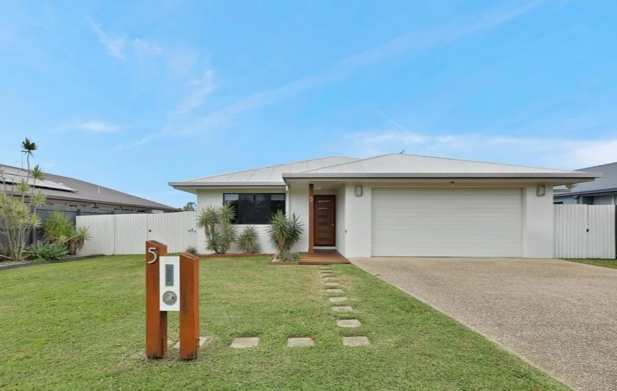 5 Rudd St, Rural View QLD 4740