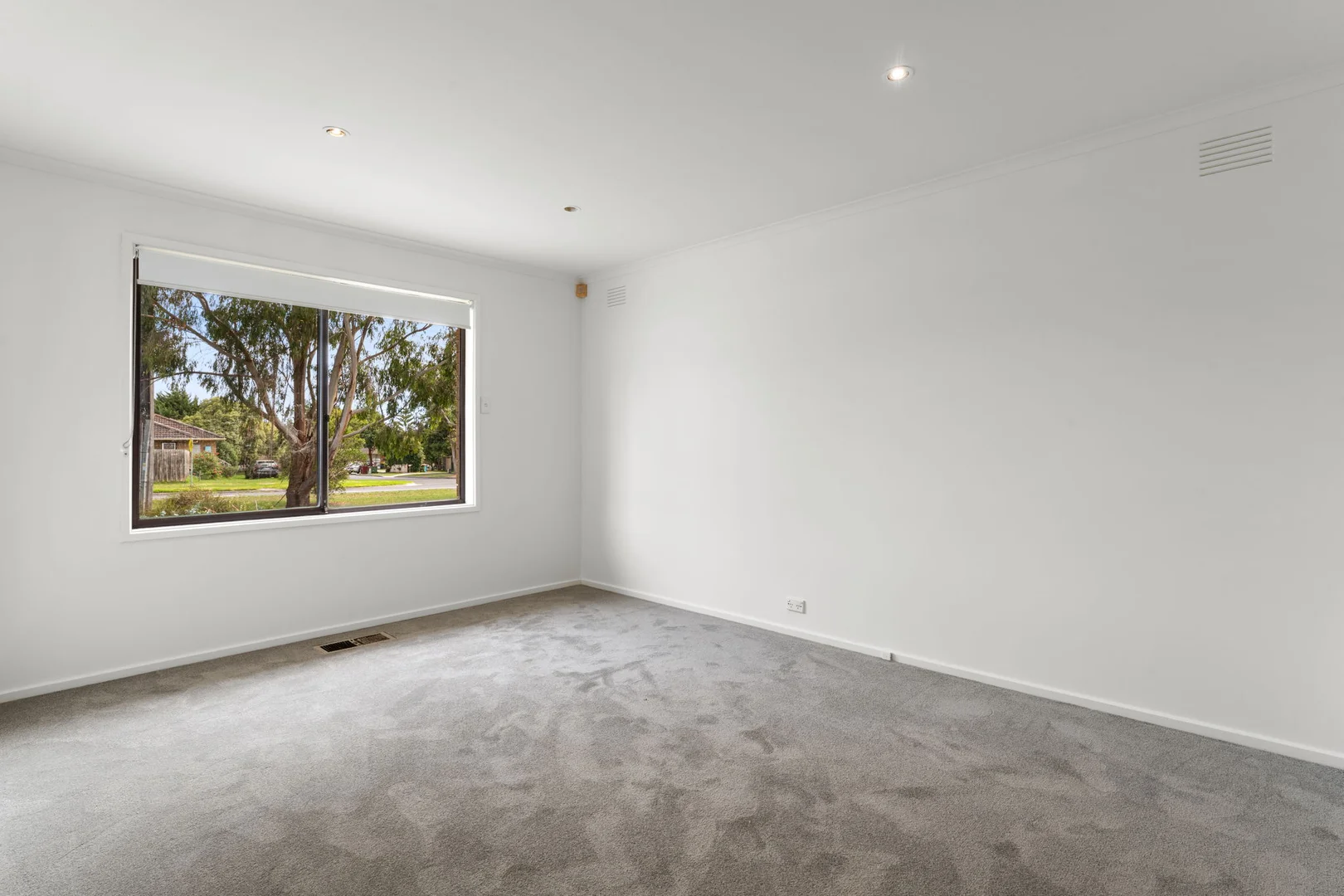 Additional image 4 of 1 Cumberland Way, Endeavour Hills VIC 3802