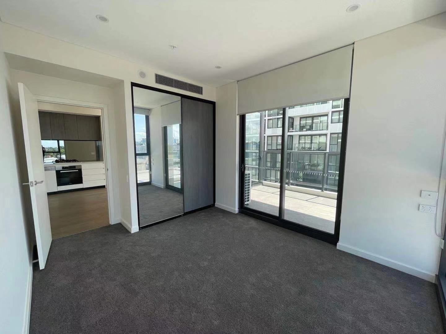 2 bedrooms Apartment / Unit / Flat in 410/7 Garrigarrang Avenue KOGARAH NSW, 2217