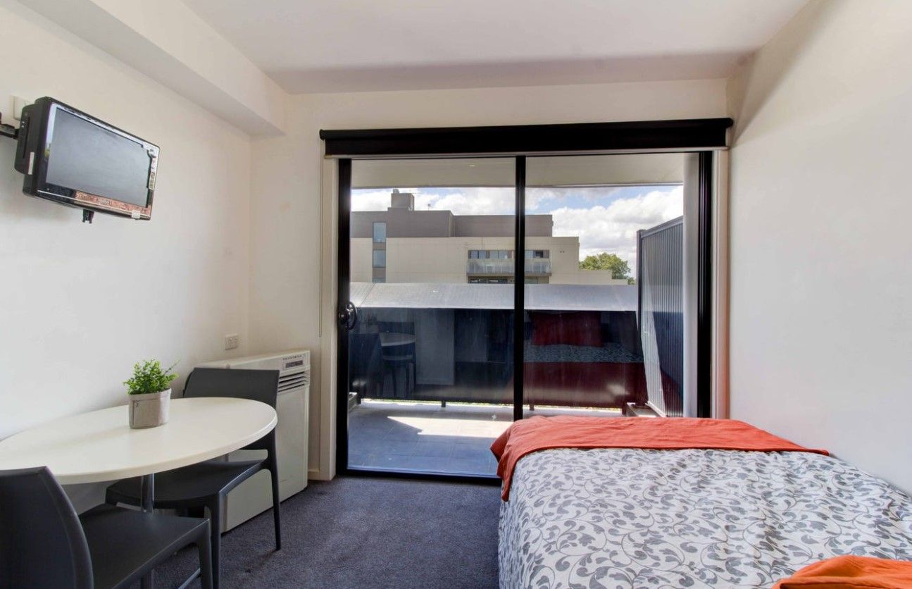 1 bedrooms Apartment / Unit / Flat in 218/484 Elgar Road BOX HILL VIC, 3128