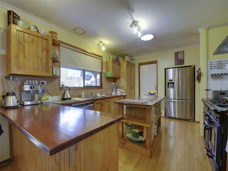 124 Stradbroke Road, Gormandale VIC 3873, Image 1