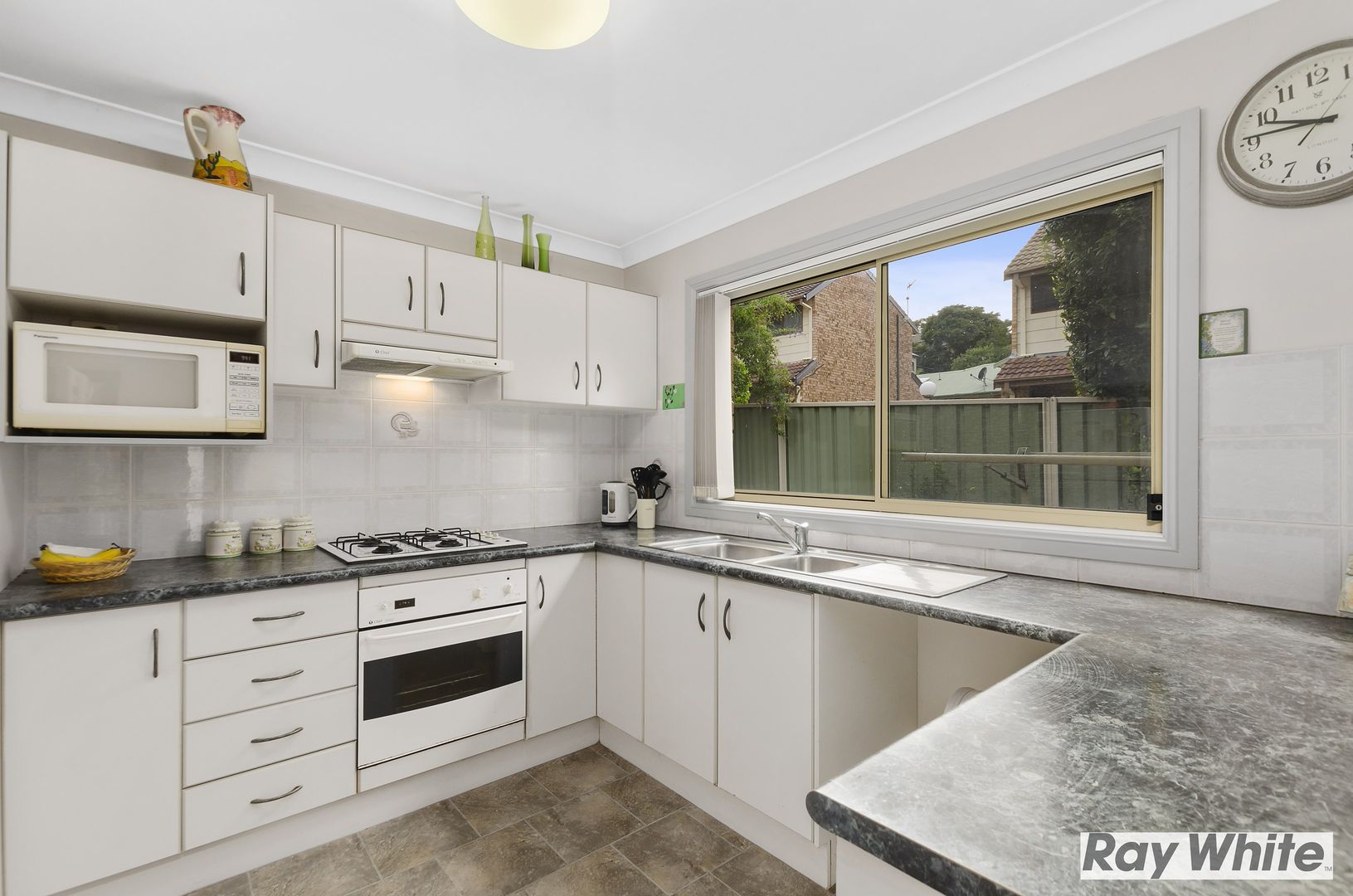 3/25 Nicholson Rd, Woonona NSW 2517, Image 2