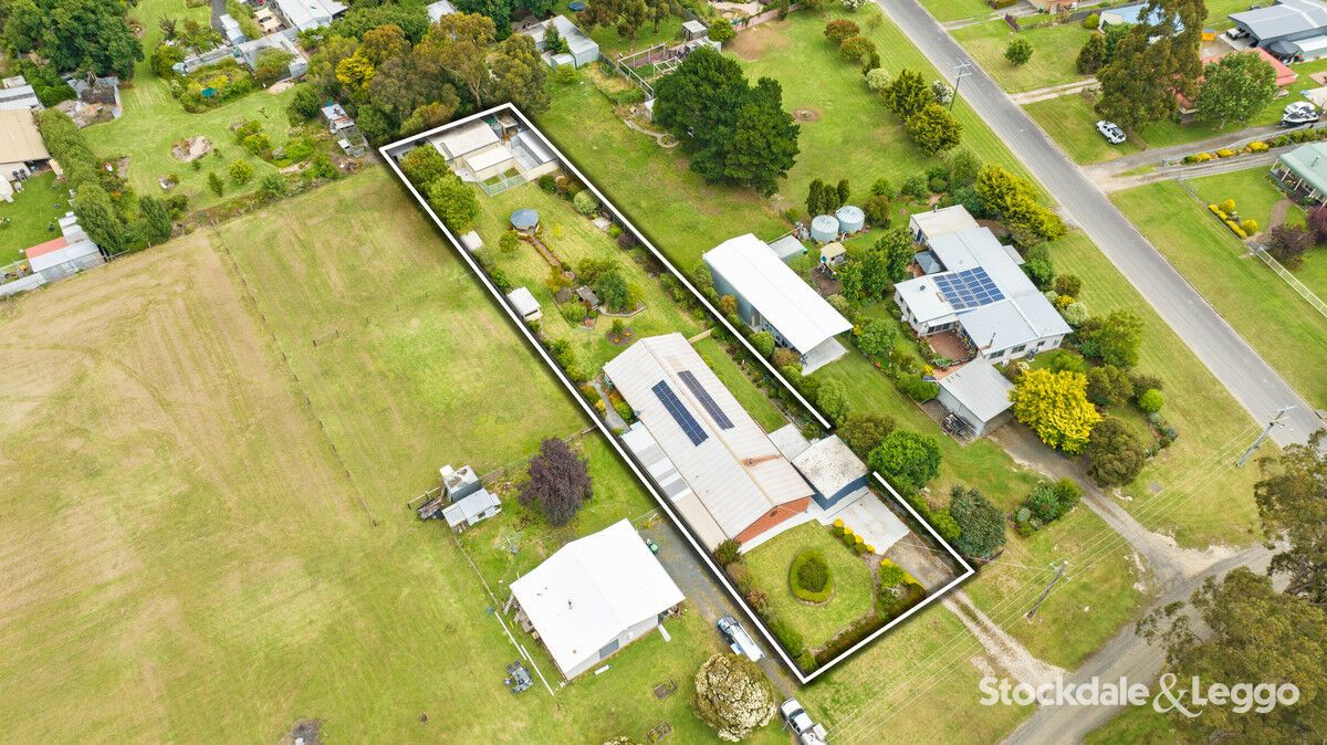 4 Campbell Street, Toongabbie VIC 3856, Image 2