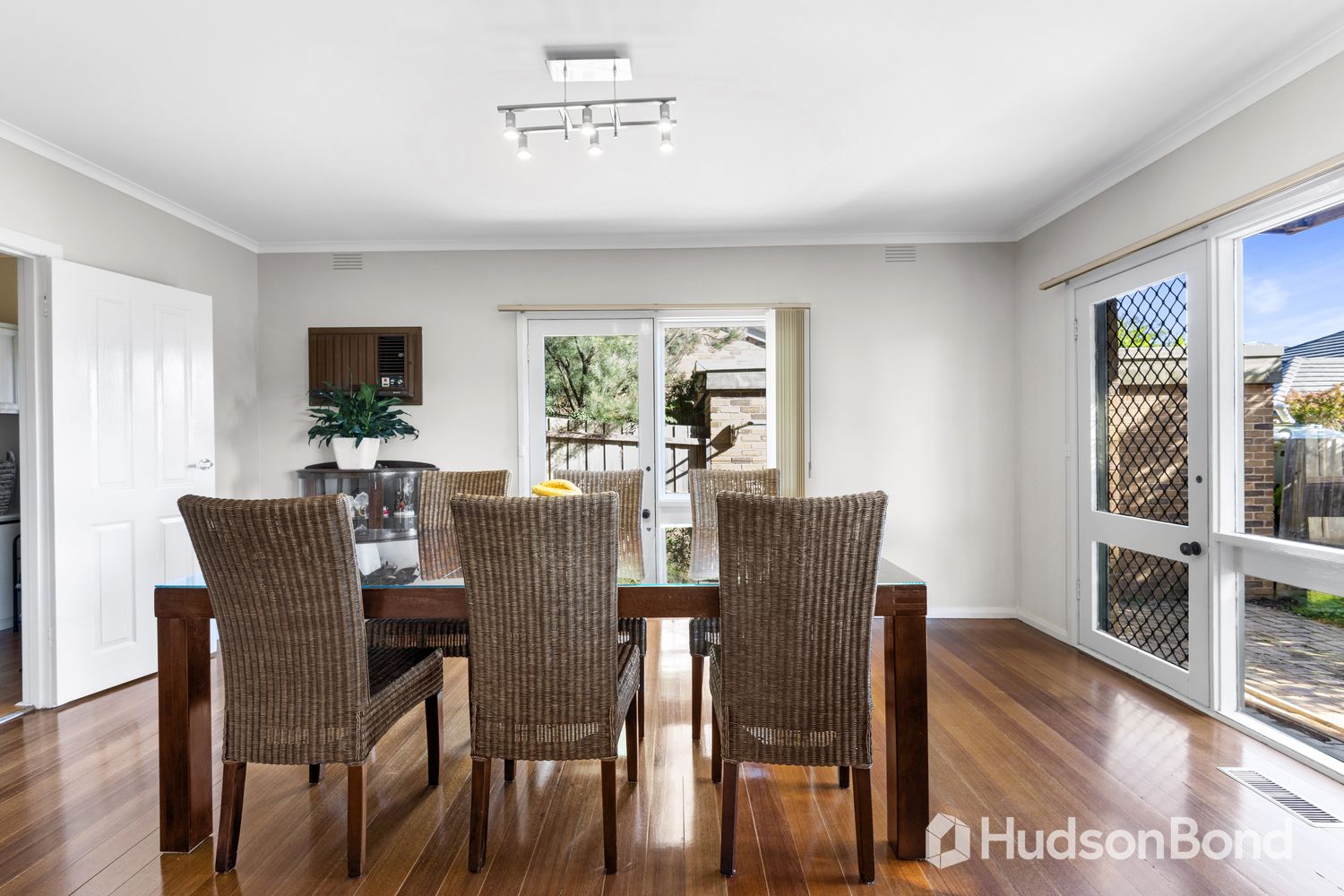 1/15 Eagle Rise, Templestowe Lower VIC 3107, Image 2