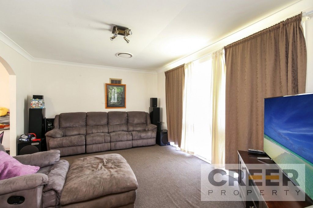 17 Woden Close, Cardiff NSW 2285, Image 2