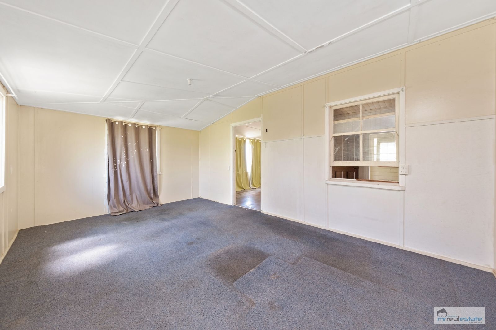 21 Gordon Lane, Walterhall QLD 4714, Image 2