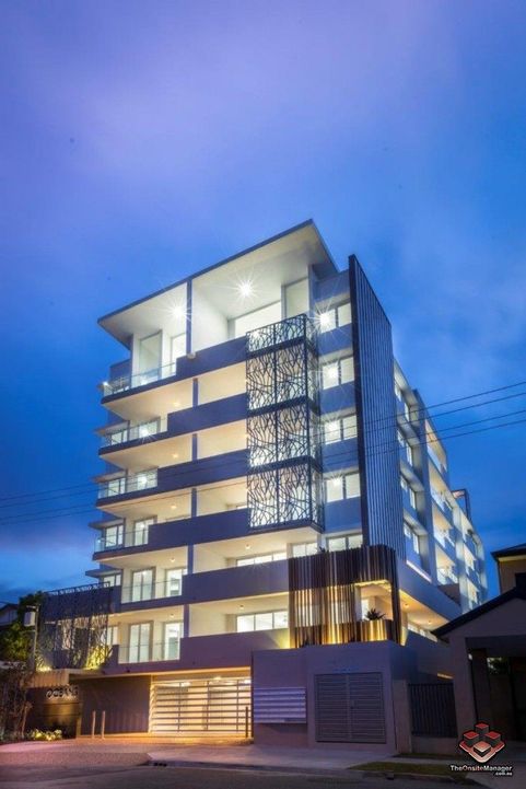 2 bedrooms Apartment / Unit / Flat in  SOUTHPORT QLD, 4215