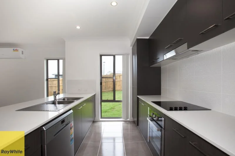 Additional image 4 of 8 Essington Mews, Leichhardt QLD 4305